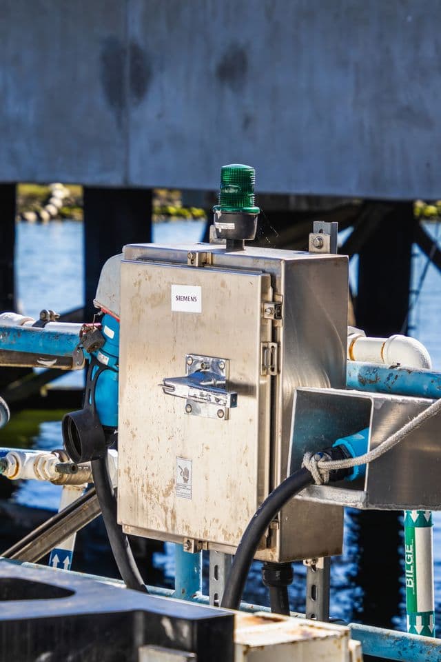 Ex-rated hazardous-area electrical equipment