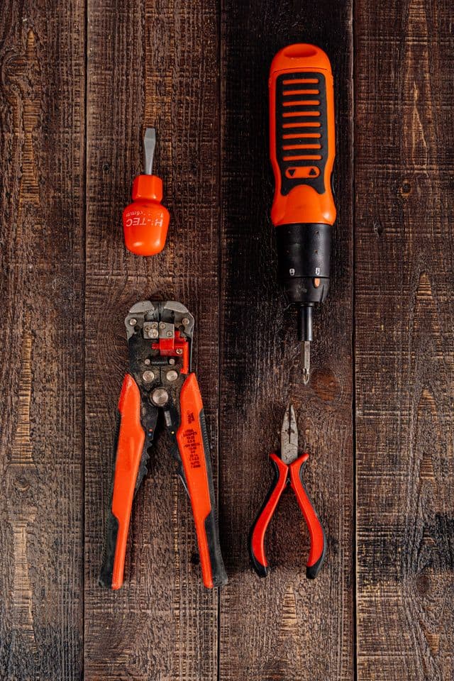 Industrial tools and technical consumables